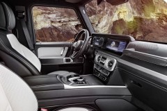 2019_mercedes_g-class_first_photos_007