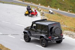 2022_mercedes_g_class_4x4_squared_stalked_in_california_traffic_14