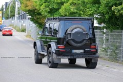 2022_mercedes_g_class_4x4_squared_stalked_in_california_traffic_25