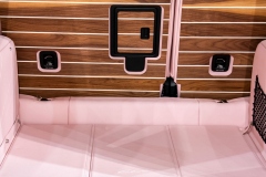 dealer_selling_carlex_g_vintage_rose_a_pink_g_wagon_that_redefines_luxury_and_exclusivity_14