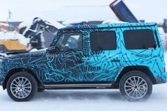 mercedes_benz_eqg_ev_spied_wearing_inventive_camo_pattern_07