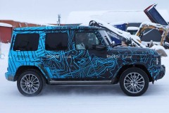 mercedes_benz_eqg_ev_spied_wearing_inventive_camo_pattern_16