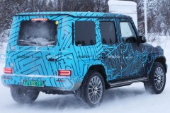 mercedes_benz_eqg_ev_spied_wearing_inventive_camo_pattern_20