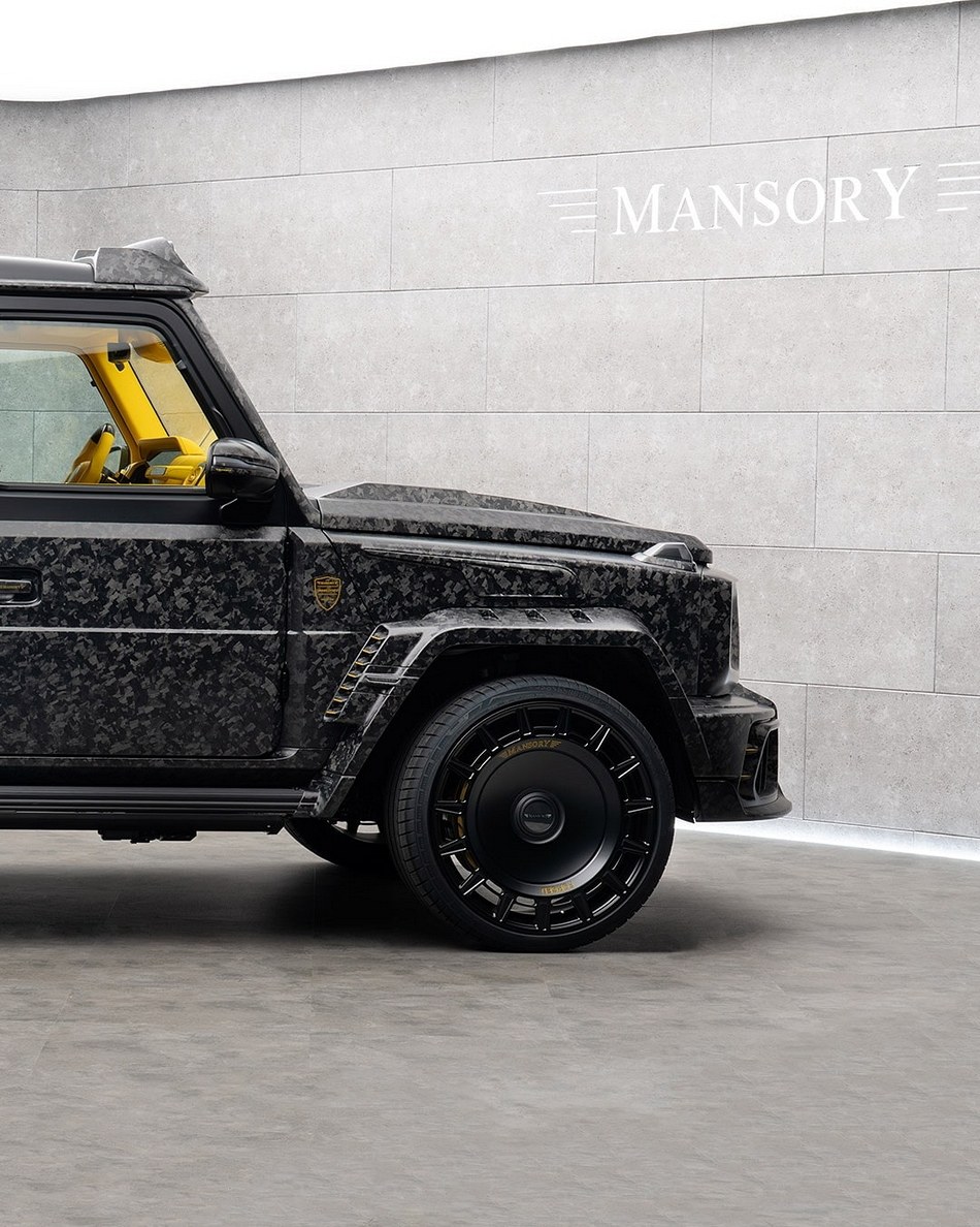 new_mansory_gronos_grande_entree_is_a_g_wagen_with_rear_suicide_doors_03