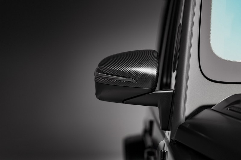 urban_automotive_widetrack_a_carbon_clad_makeover_for_the_mercedes_g_wagon_20