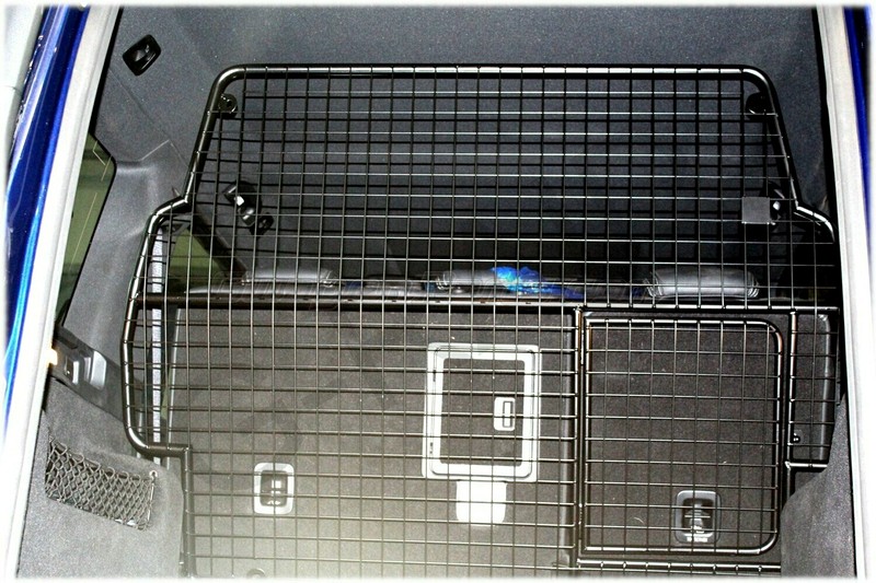 Mercedes a 2025 class dog guard